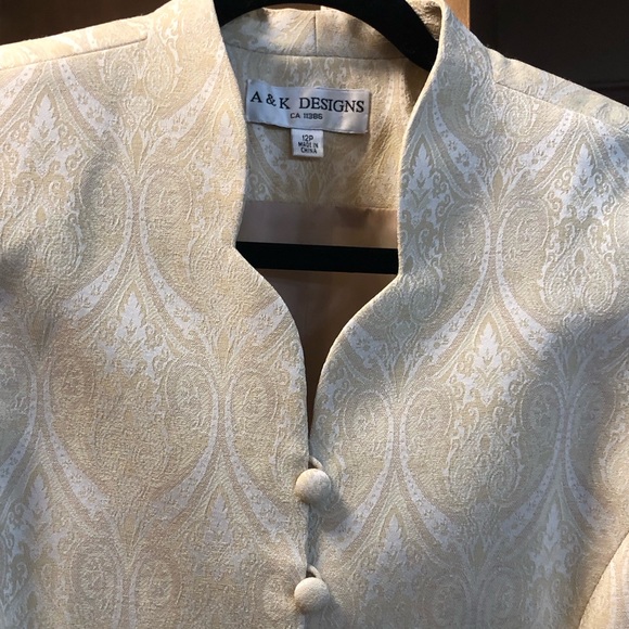 Mother of the bride/groom dress size 12p - Picture 2 of 16